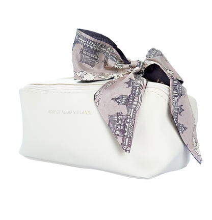 Kit Fem + Cosmetiquera Impermeable Blanca